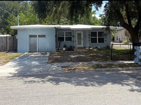 1929 3RD AVENUE E, BRADENTON, FL 34208