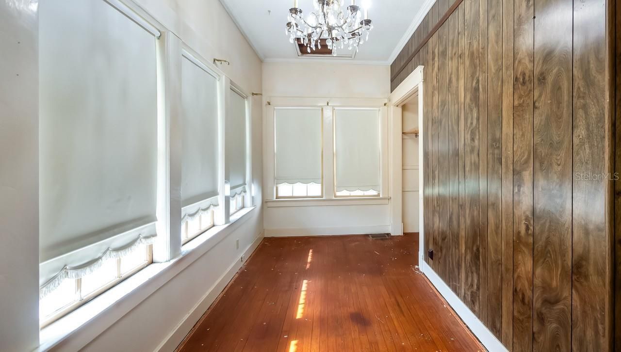 127 E Laurel Avenue, Howey in the Hills, FL 34737 Photo