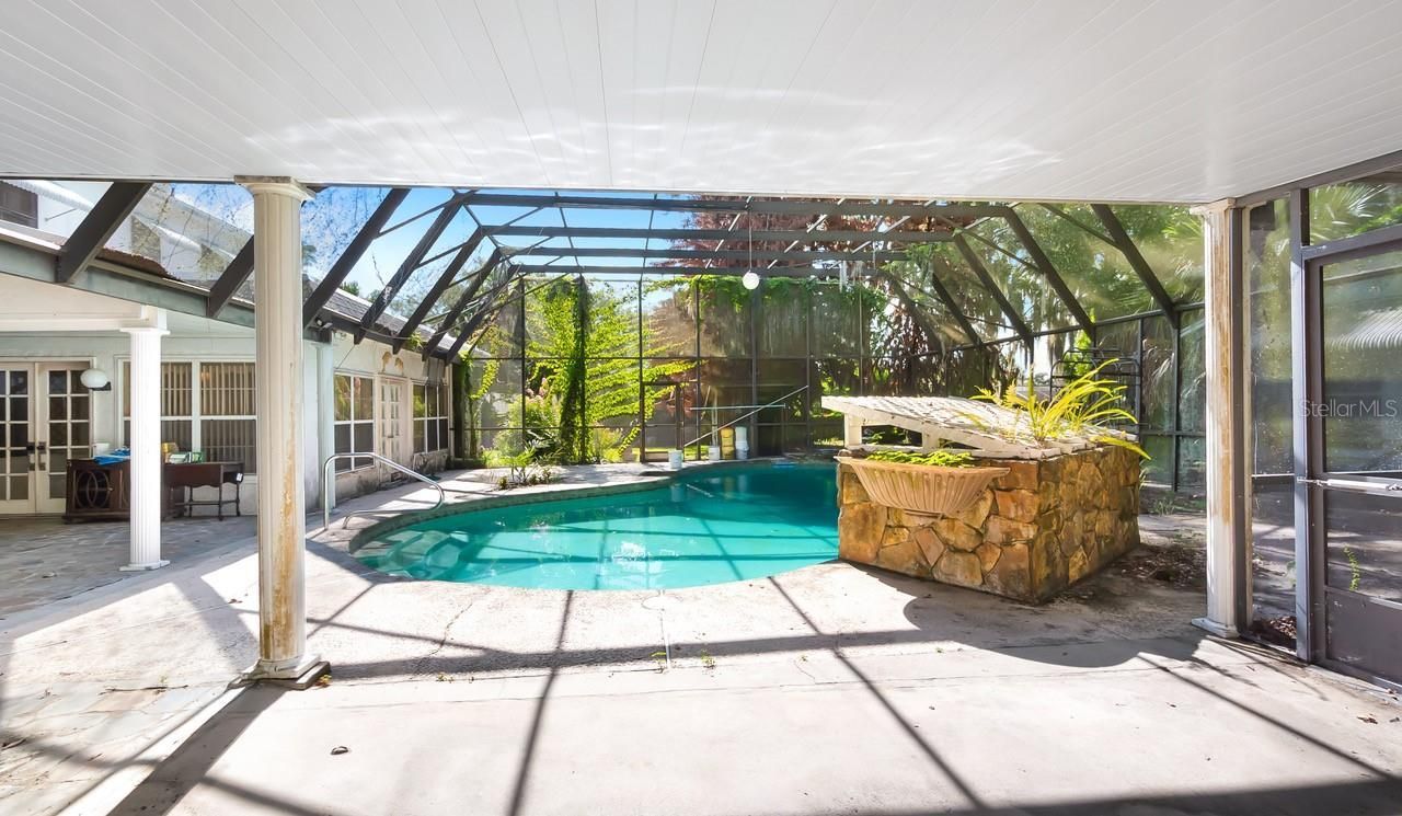 127 E Laurel Avenue, Howey in the Hills, FL 34737 Photo