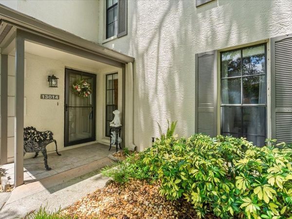 13014 VILLAGE CHASE CIRCLE , TAMPA, FL 33618