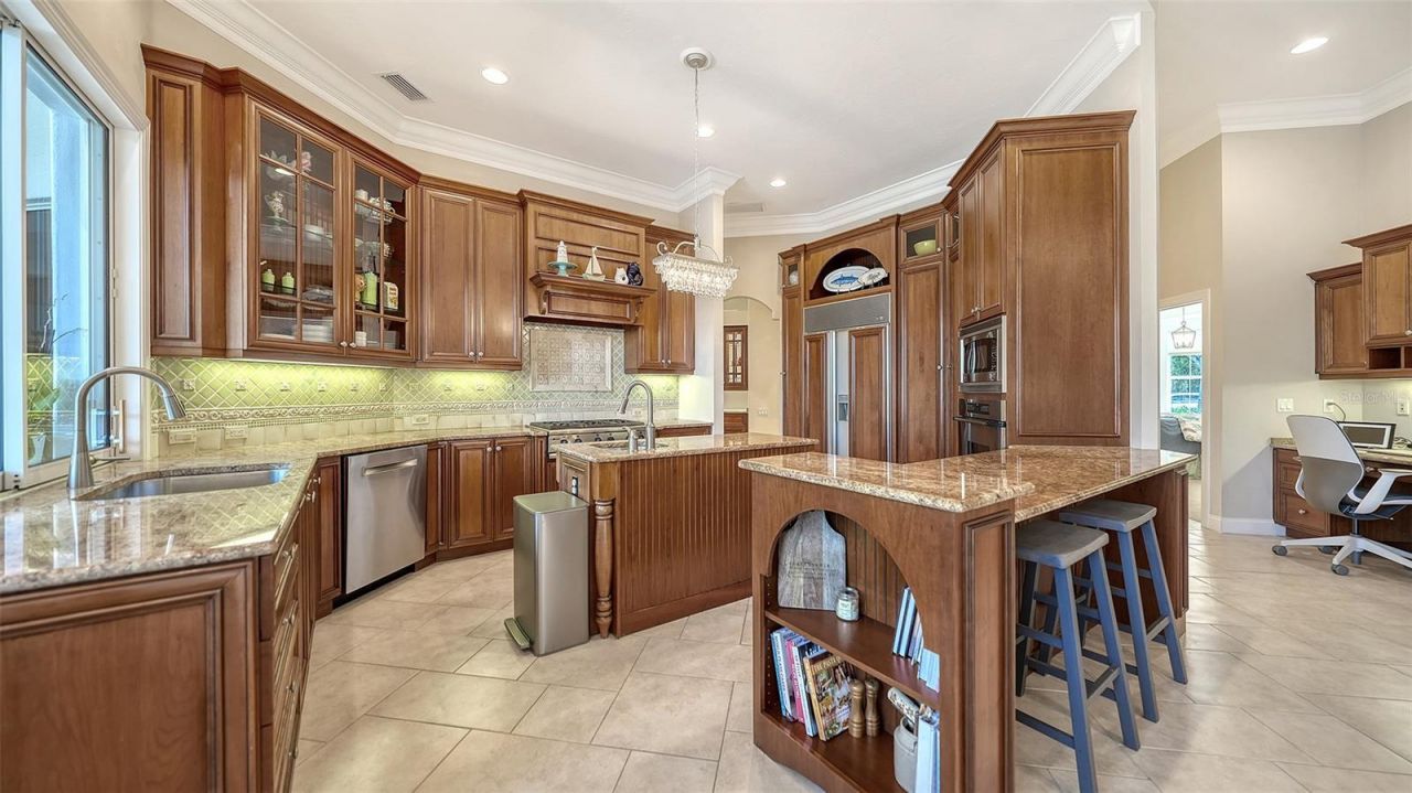8960 Rocky Lake Court, Sarasota, FL 34238 Photo