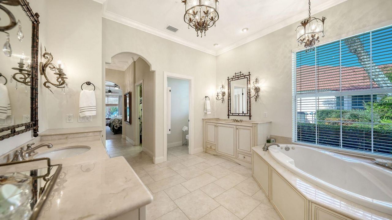 8960 Rocky Lake Court, Sarasota, FL 34238 Photo