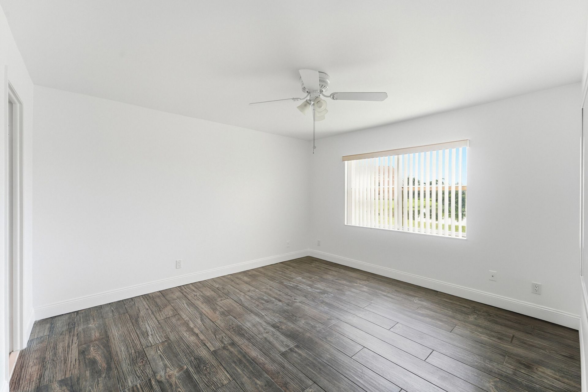 9360 Sunrise Lakes Boulevard, Unit 111, Sunrise, FL 33322 Photo