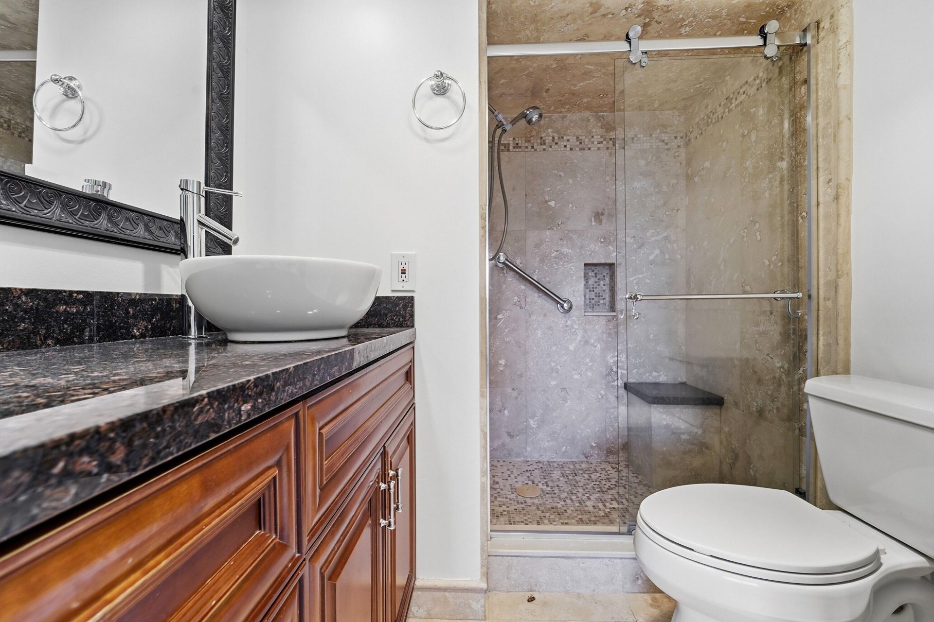 9360 Sunrise Lakes Boulevard, Unit 111, Sunrise, FL 33322 Photo