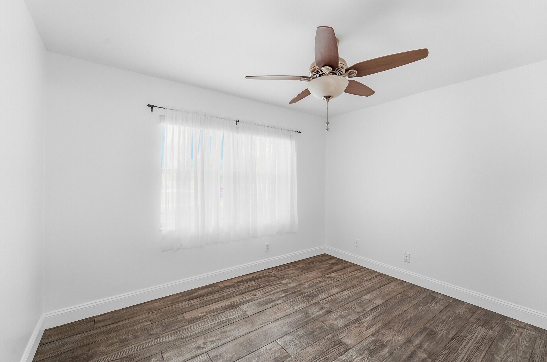 9360 Sunrise Lakes Boulevard, Unit 111, Sunrise, FL 33322 Photo