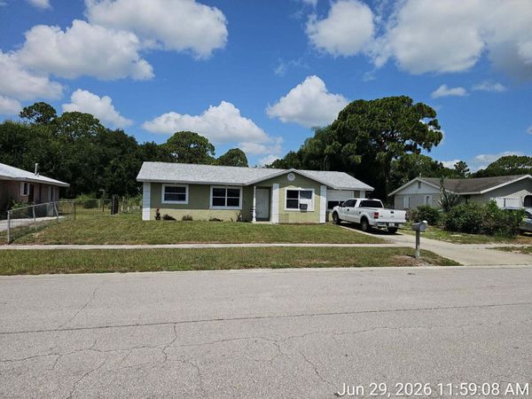 2605 Bennett Drive, Fort Pierce, FL 34946