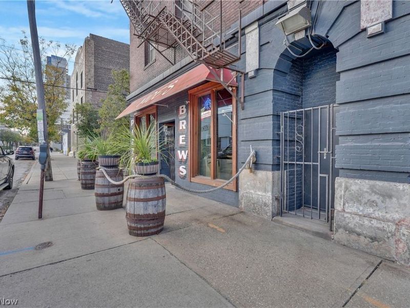 1740 E 17th Street, Cleveland, OH 44114 Photo 7