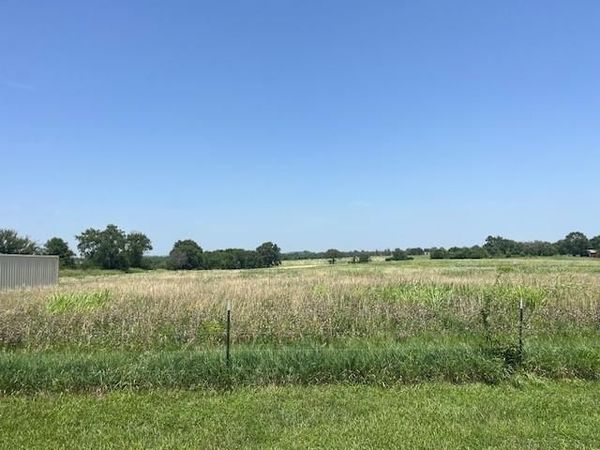 33066 Lookout Road, Paola, KS 66071