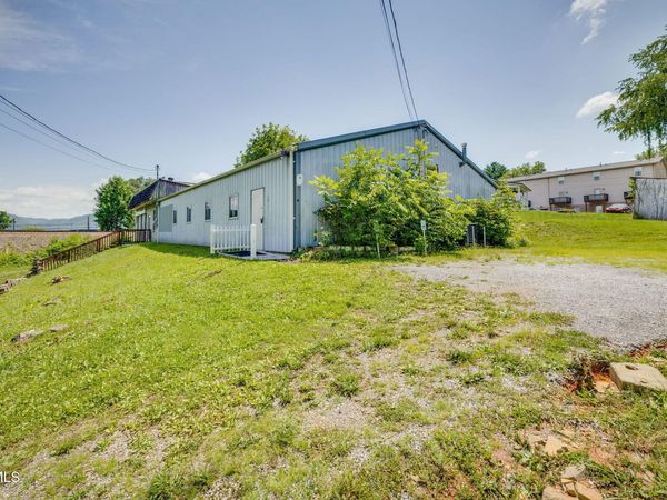 750 Old Stage Road, Church Hill, TN 37642