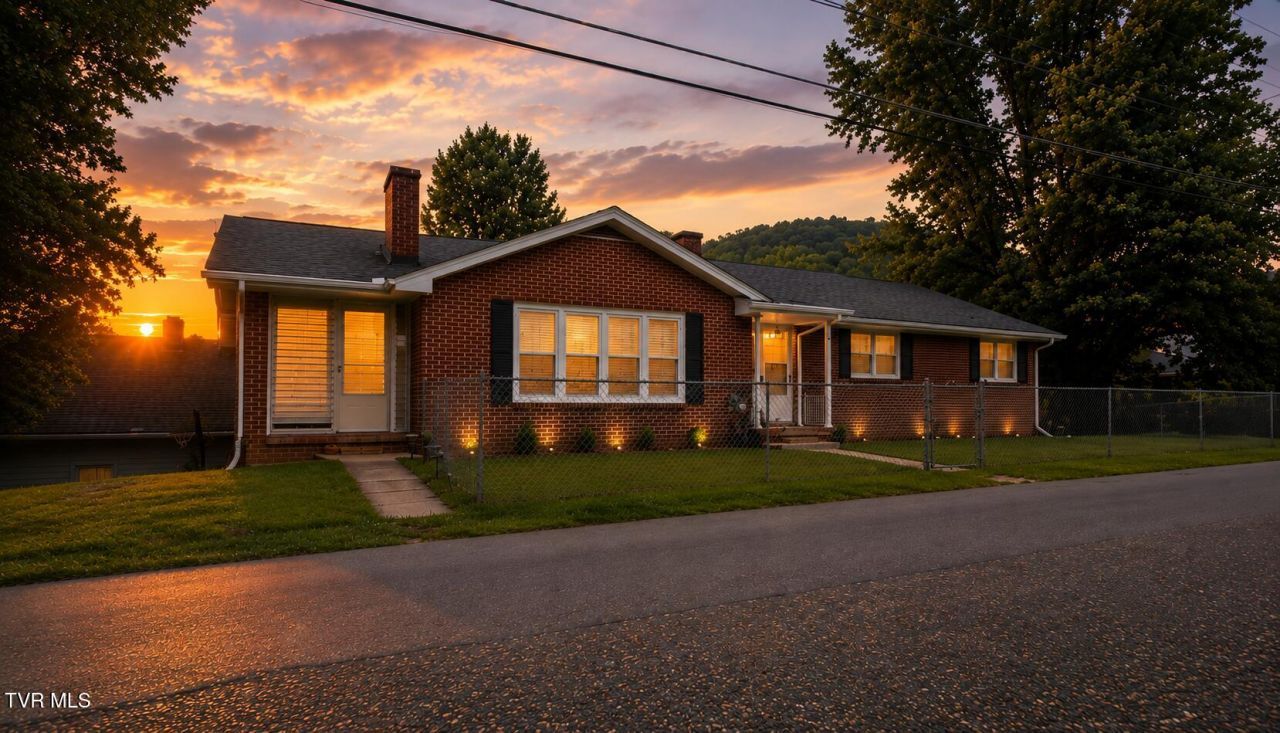 201 Brown Street, Appalachia, VA 24216 Main Photo