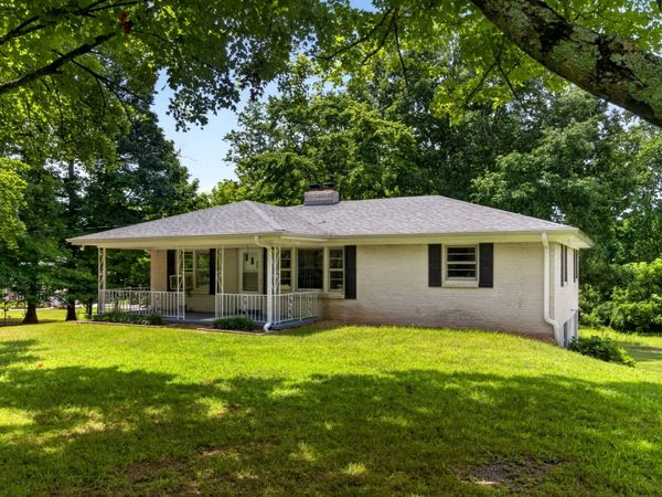 9296 Old Locust Creek Rd, Bon Aqua, TN 37025
