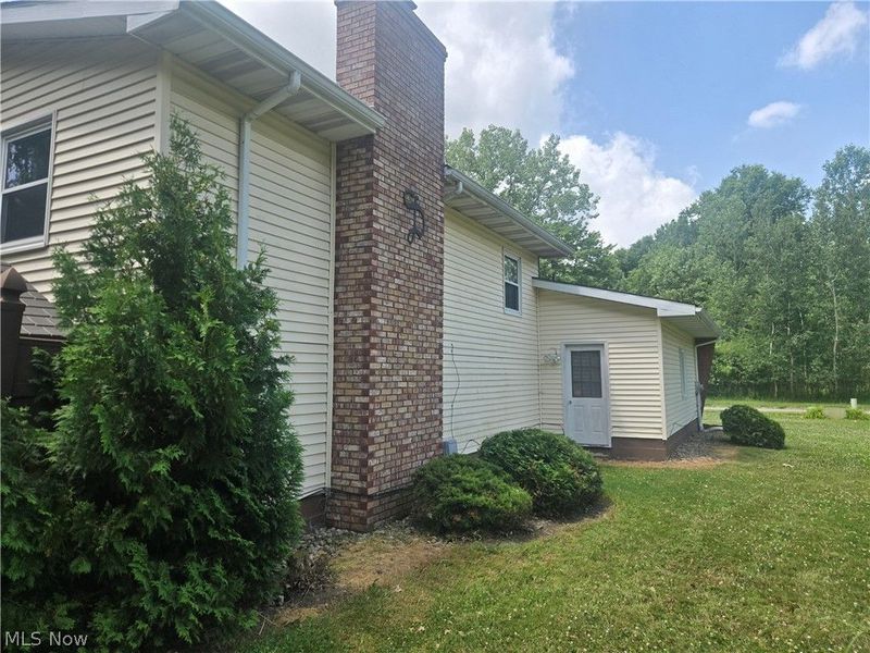 2042 Coit Drive NW, Warren, OH 44485 Photo 4