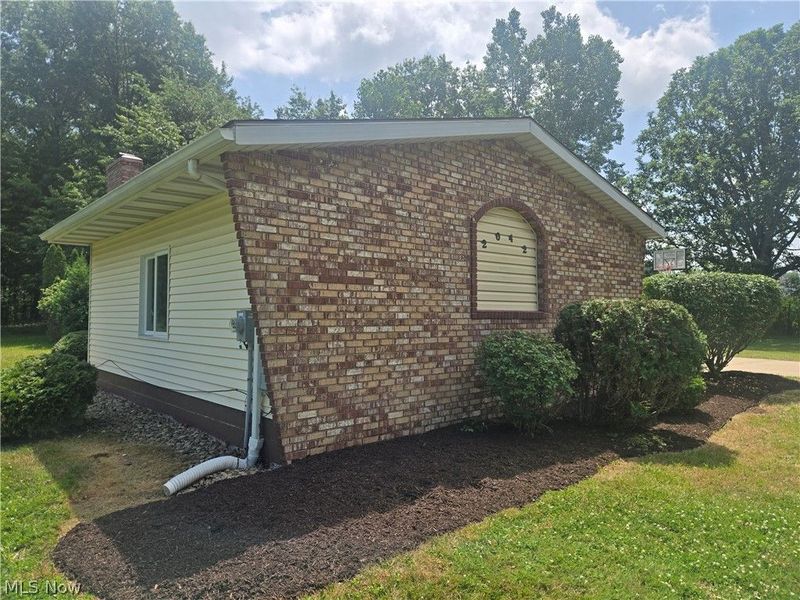 2042 Coit Drive NW, Warren, OH 44485 Photo 7