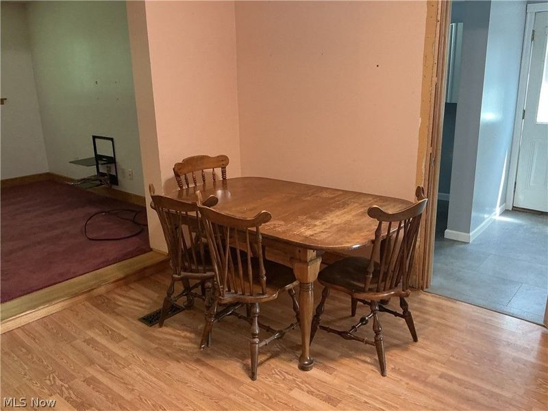 122 Clay Street, Frazeysburg, OH 43822 Photo 8
