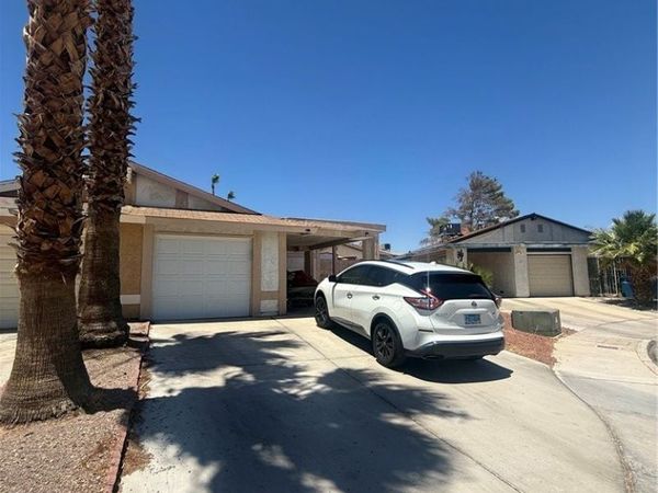 3929 Calle Esquina , Las Vegas, NV 89103