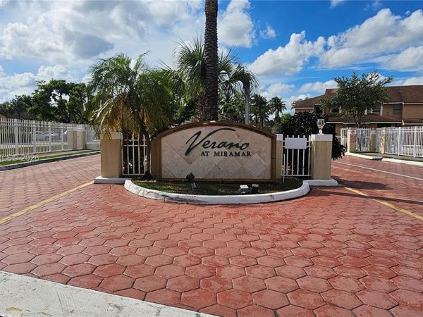 8039 SW 21st Ct, Unit 8039, Miramar, FL 33025