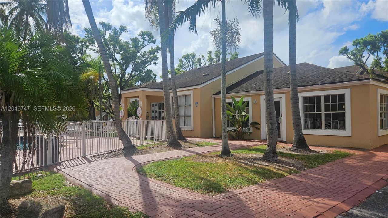 8039 SW 21st Ct, Unit 8039, Miramar, FL 33025 Photo