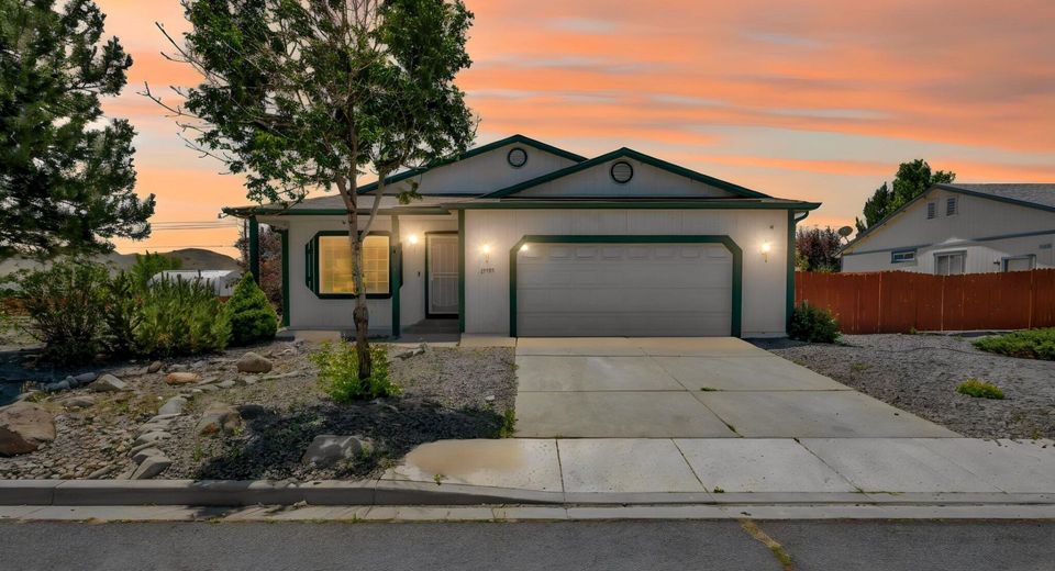 17704 Georgetown Drive, Reno, NV 89508 Photo