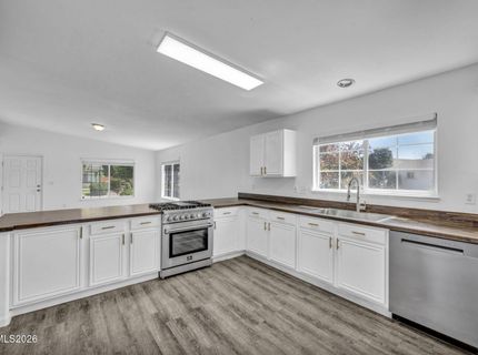 17704 Georgetown Drive, Reno, NV 89508 Photo