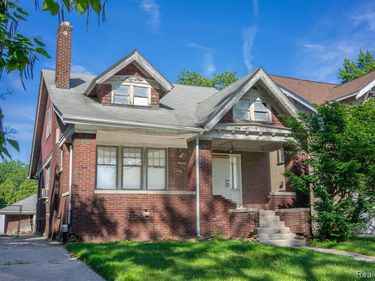 612 Lakewood Street, Detroit, MI 48215