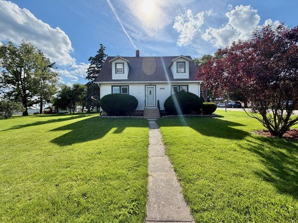 2935 Tracy Street , Seward, IL 61077
