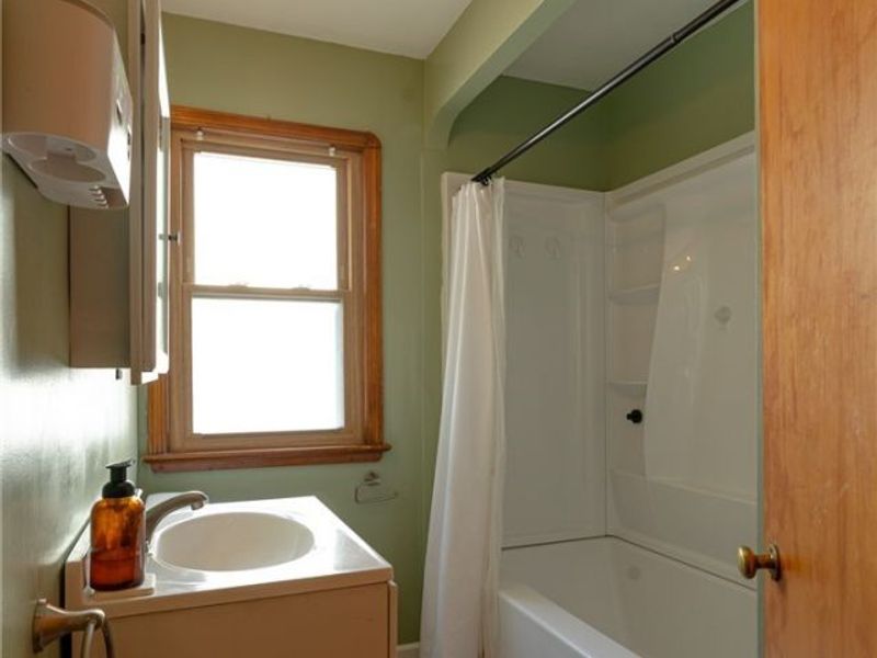 16223 Bardbury Avenue, Middleburg Heights, OH 44130 Photo 12