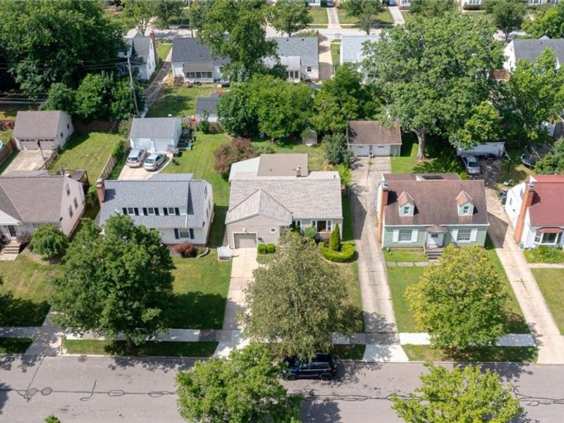 16223 Bardbury Avenue, Middleburg Heights, OH 44130 Photo 35