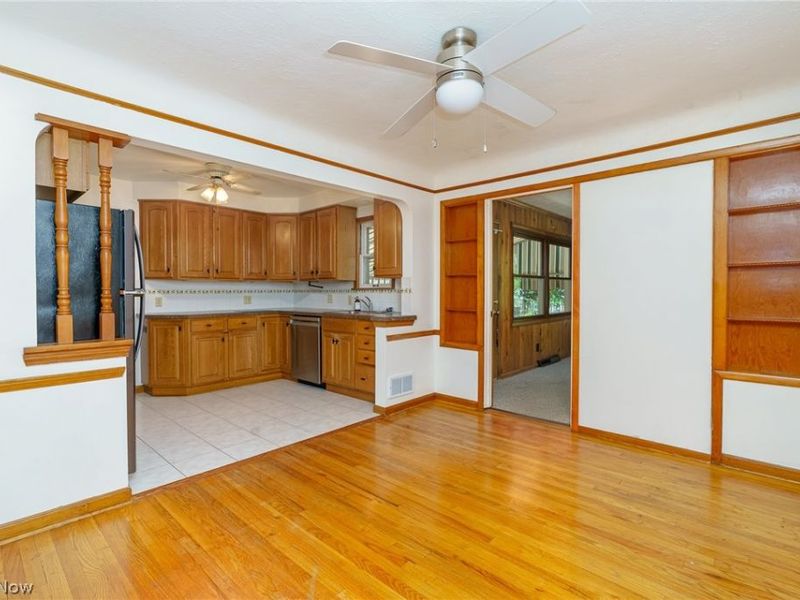 16223 Bardbury Avenue, Middleburg Heights, OH 44130 Photo 6
