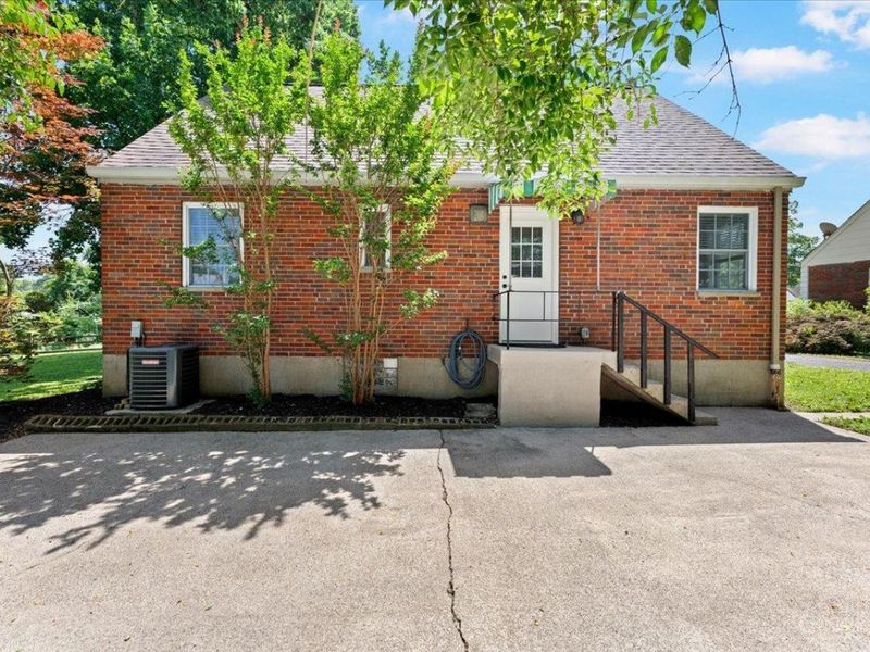 1267 Ayershire Avenue, Cincinnati, OH 45230 Photo 40