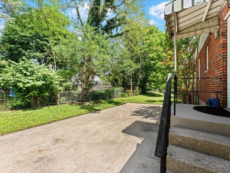 1267 Ayershire Avenue, Cincinnati, OH 45230 Photo 42