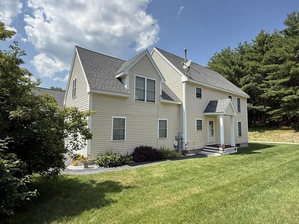 68 Barbara Lane, Hudson, NH 03051