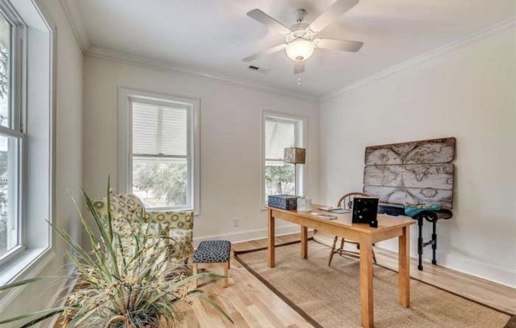 11 Flaggpoint Ln. Photo 9