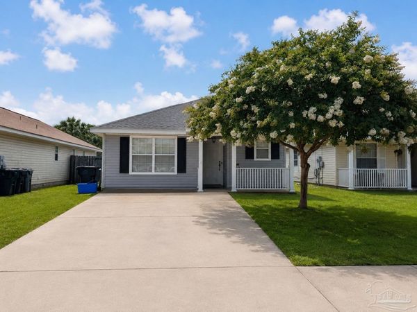 3106 Flintlock Dr, Pensacola, FL 32526