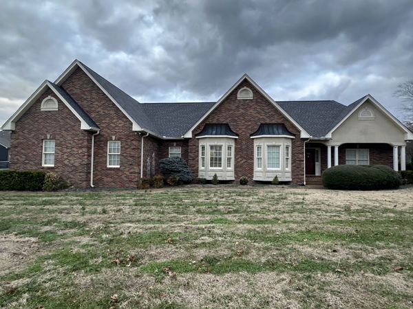 3608 Legacy Dr , Springfield, TN 37172