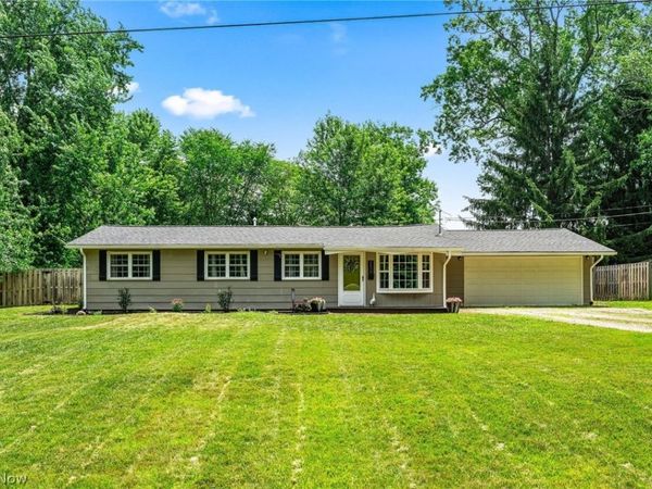 8800 Stoneman Road , Streetsboro, OH 44241