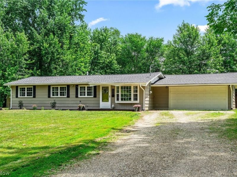 8800 Stoneman Road, Streetsboro, OH 44241 Photo 3