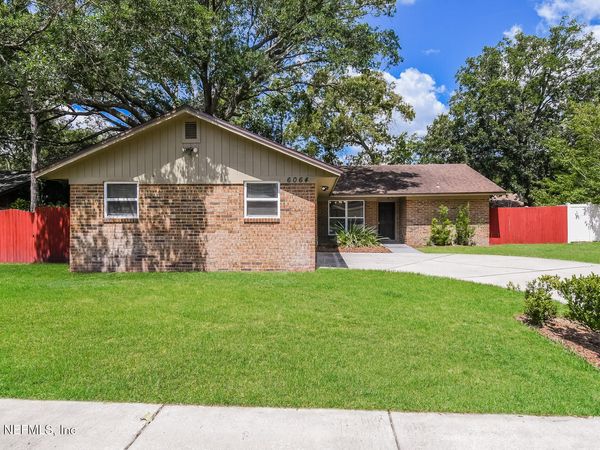 6064 GULF Road W, Jacksonville, FL 32244