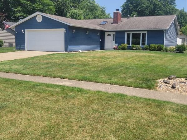 557 Crossbrook Drive , Berea, OH 44017