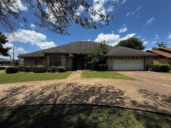 2000 Dan Rowe Street, Waco, TX 76704