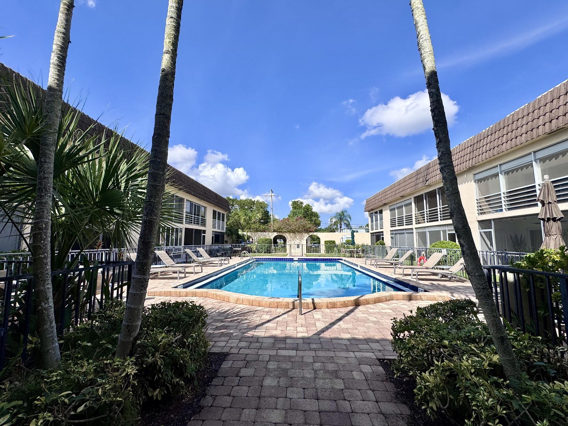 342 Southwind Drive, Unit 205, North Palm Beach, FL 33408 Photo