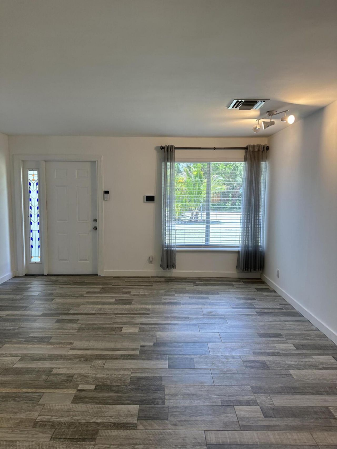 528 Date Palm Drive, Lake Park, FL 33403 Photo