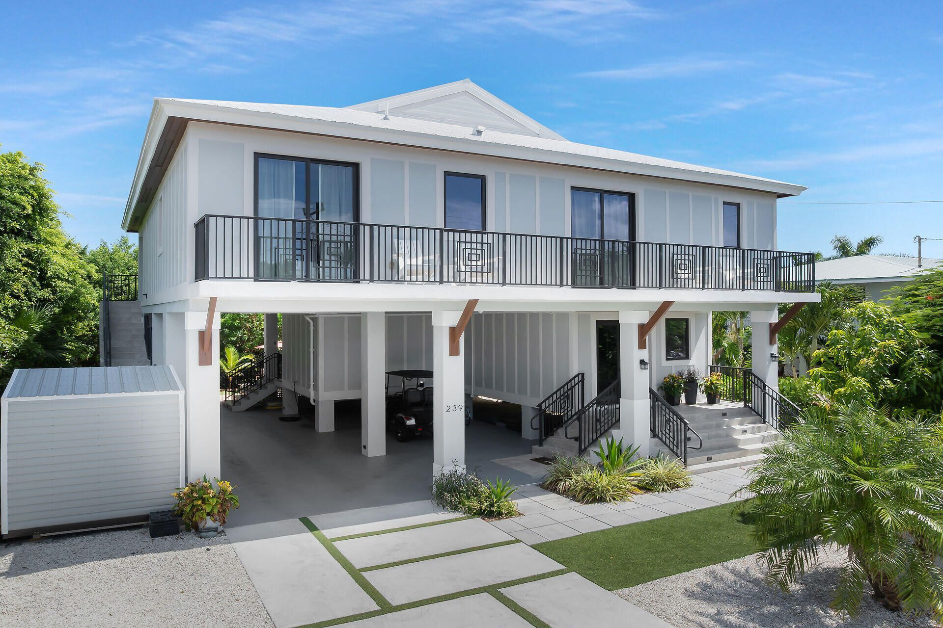 239 W Seaview Drive, Duck Key, FL 33050 Photo