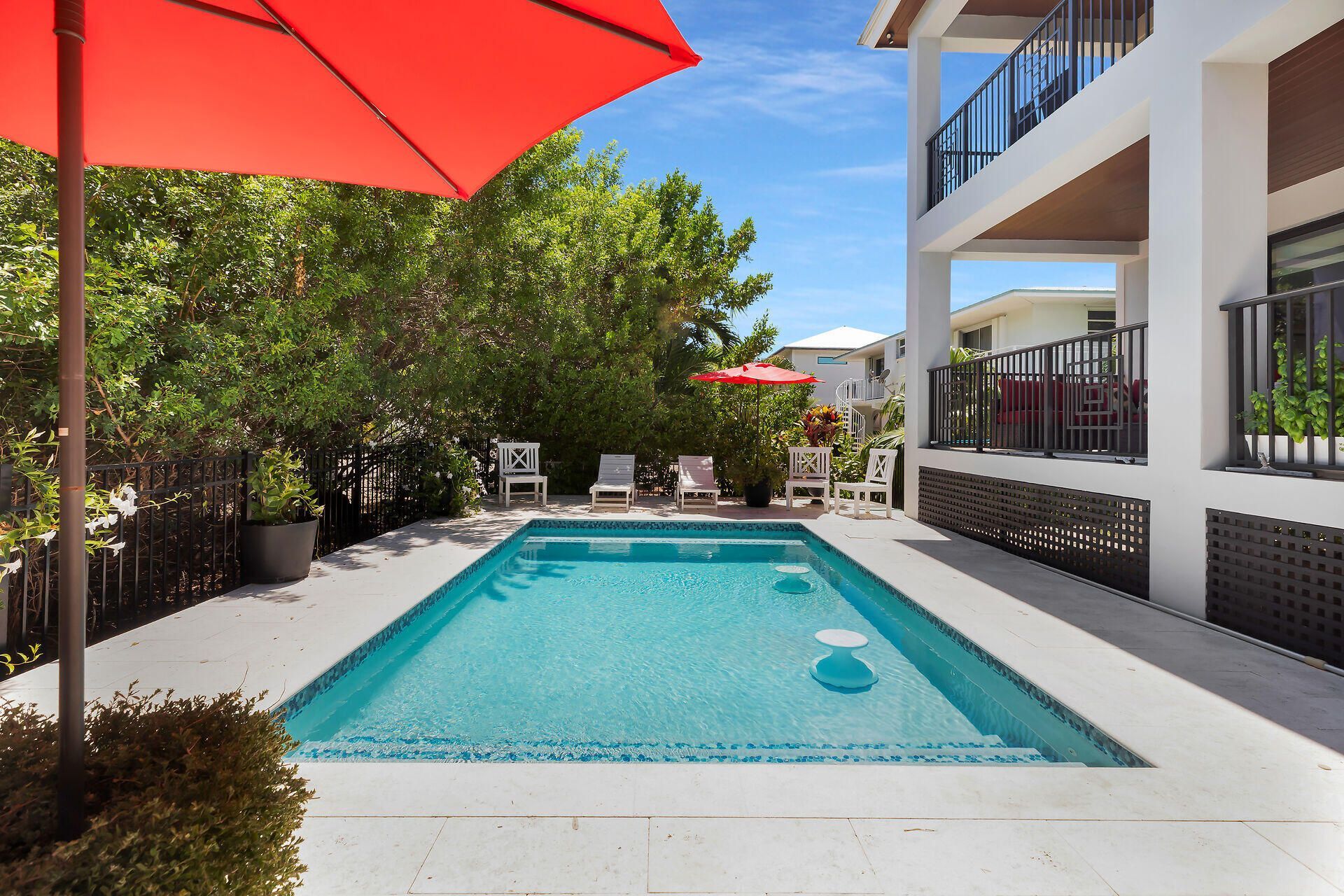 239 W Seaview Drive, Duck Key, FL 33050 Photo