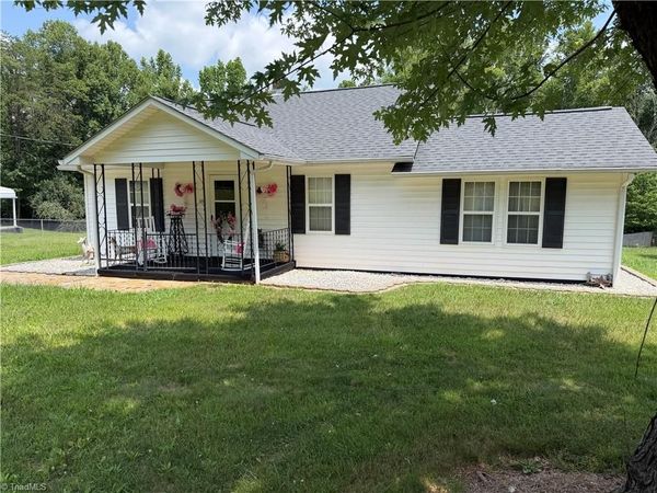 375 Sisk Mill Loop , Madison, NC 27025