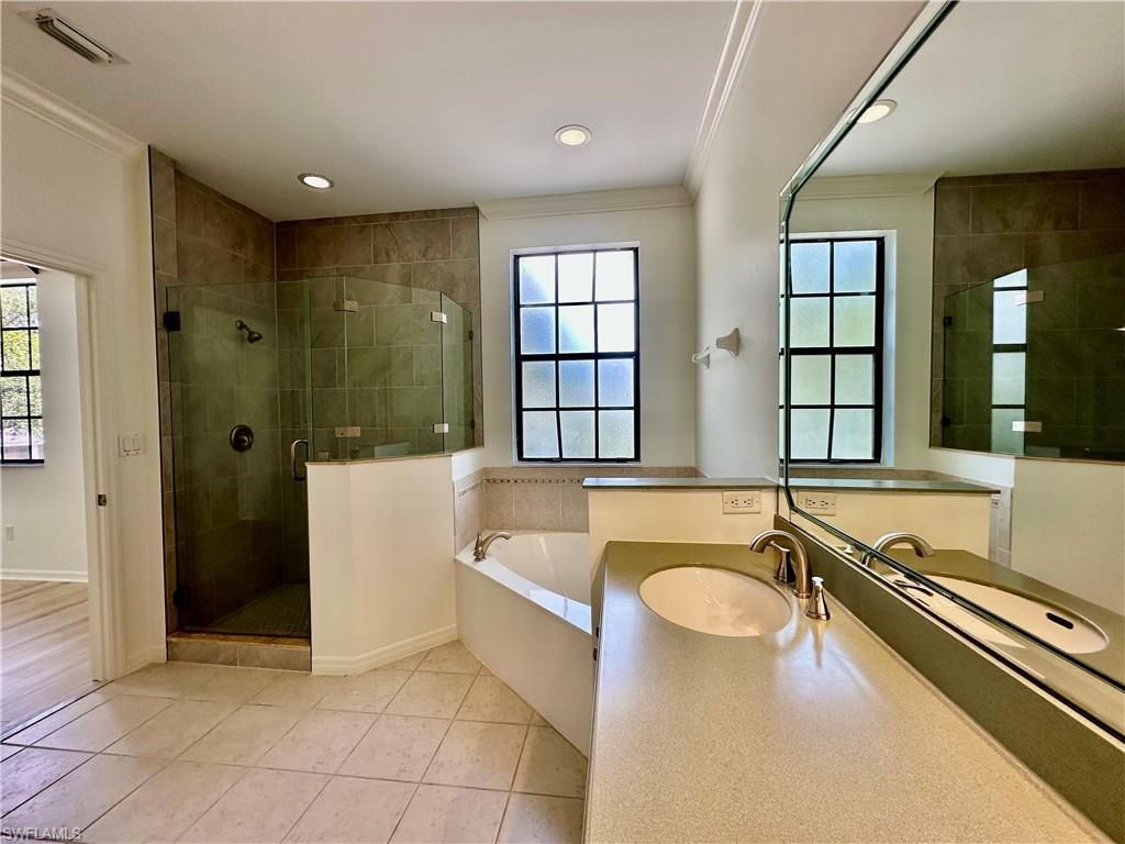 15031 Summit Place Cir , Unit 42, Naples, FL 34119 Photo