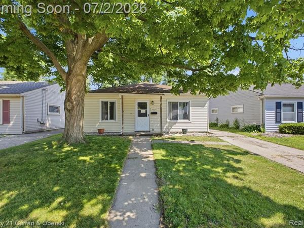 34834 Richard Street, Wayne, MI 48184