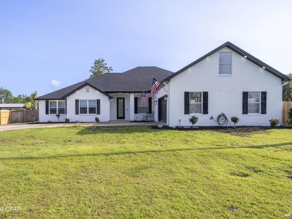 221 White Oaks Boulevard , Southport, FL 32409