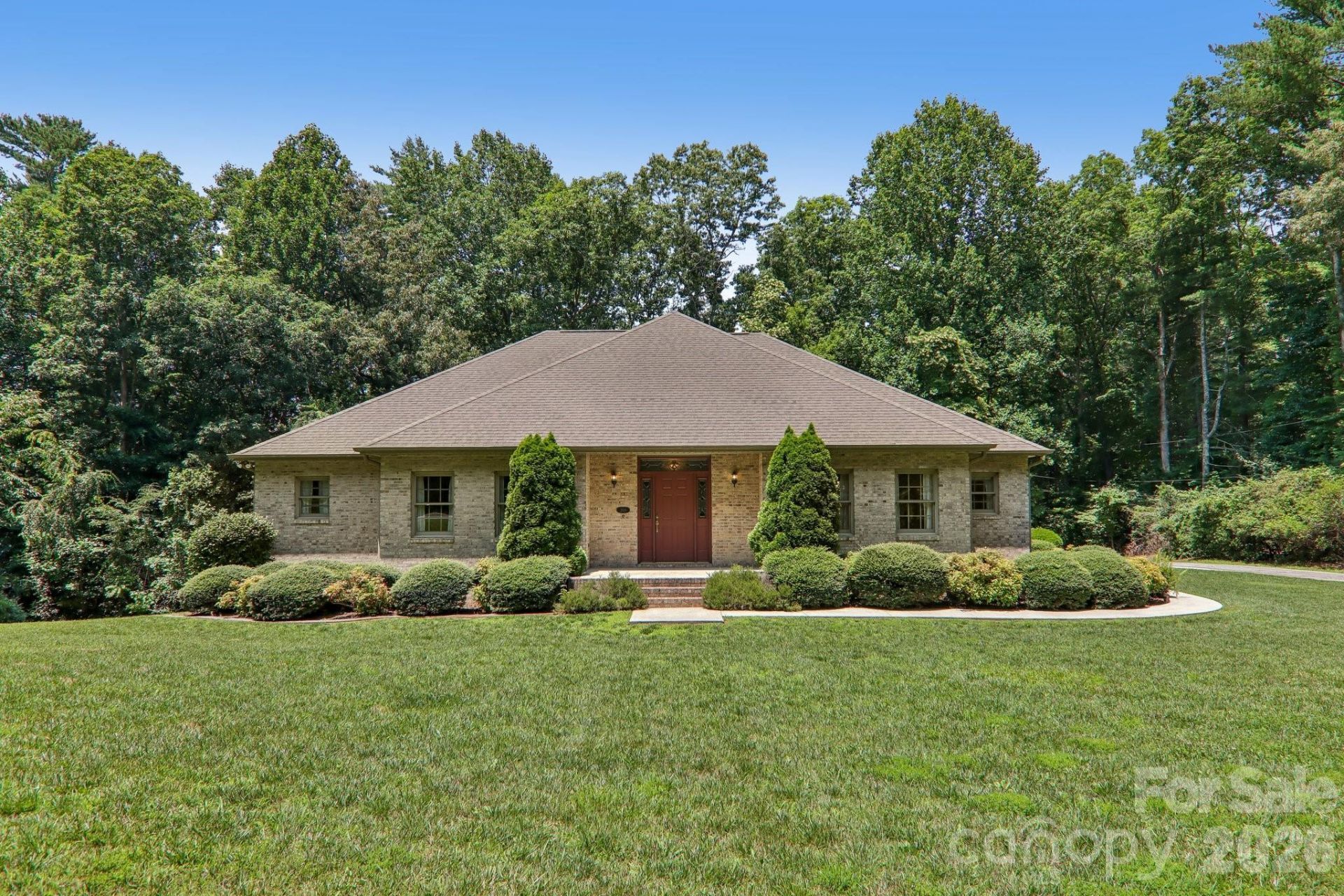 208 Arbor Lane, Hendersonville, NC 28791 Main Photo
