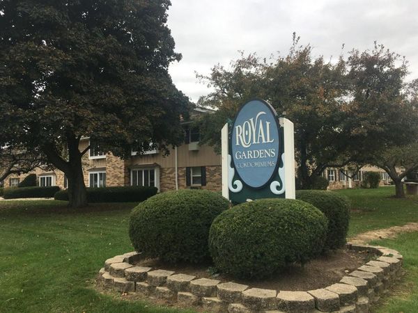 5625 W Brown Deer Rd, Unit 215, Brown Deer, WI 53223