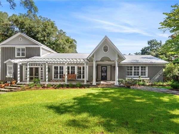 113 Atkinson Lane, Fairhope, AL 36532